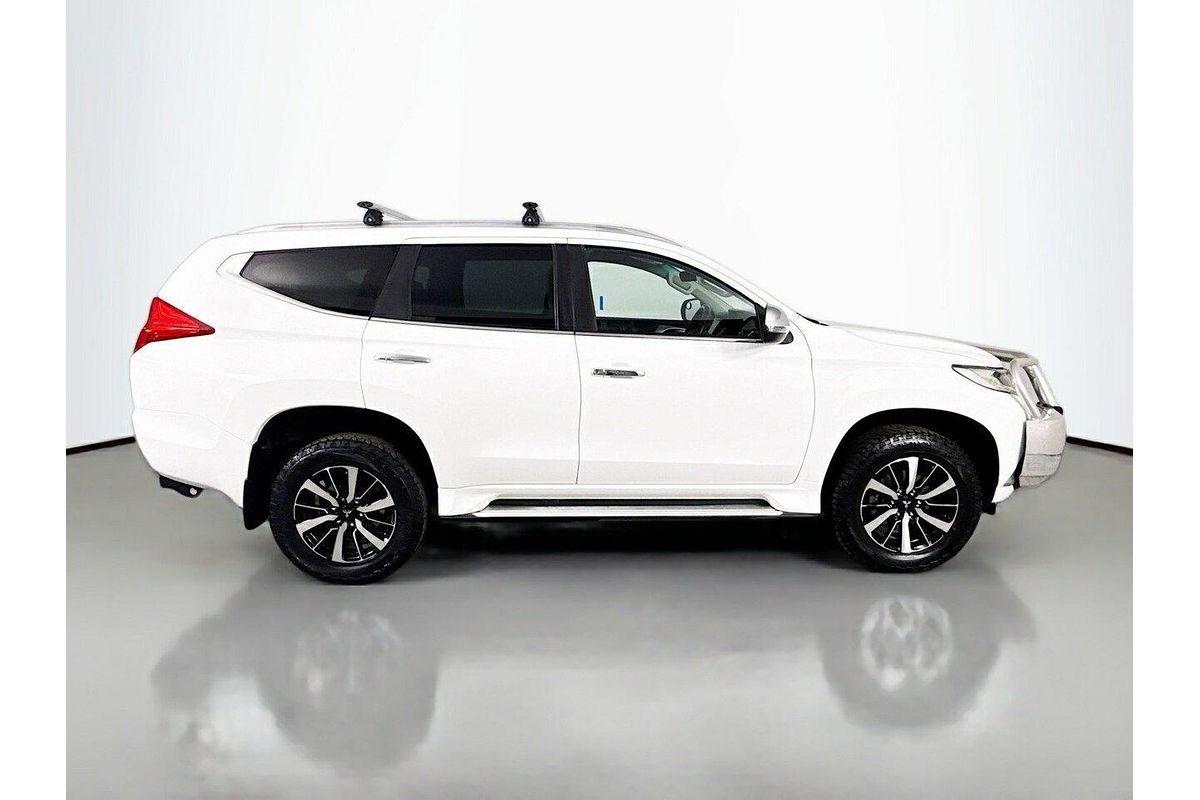 2017 Mitsubishi Pajero Sport GLX QE