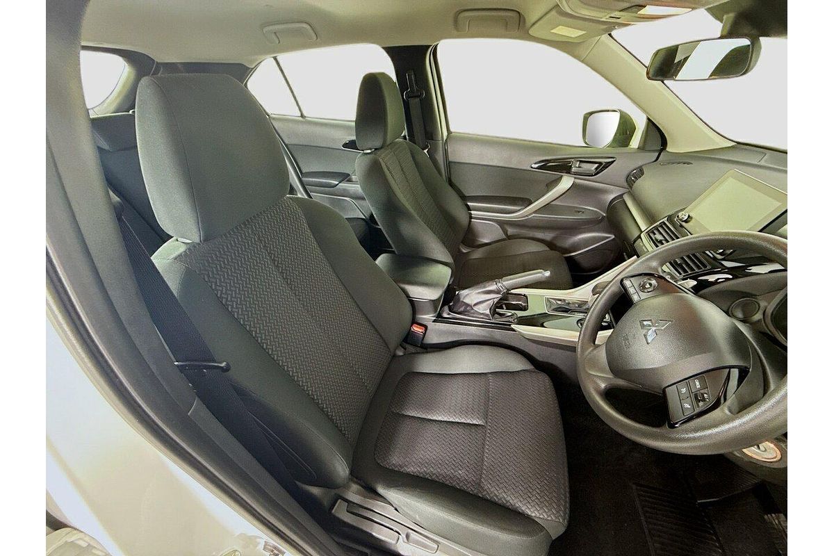 2024 Mitsubishi Eclipse Cross ES YB