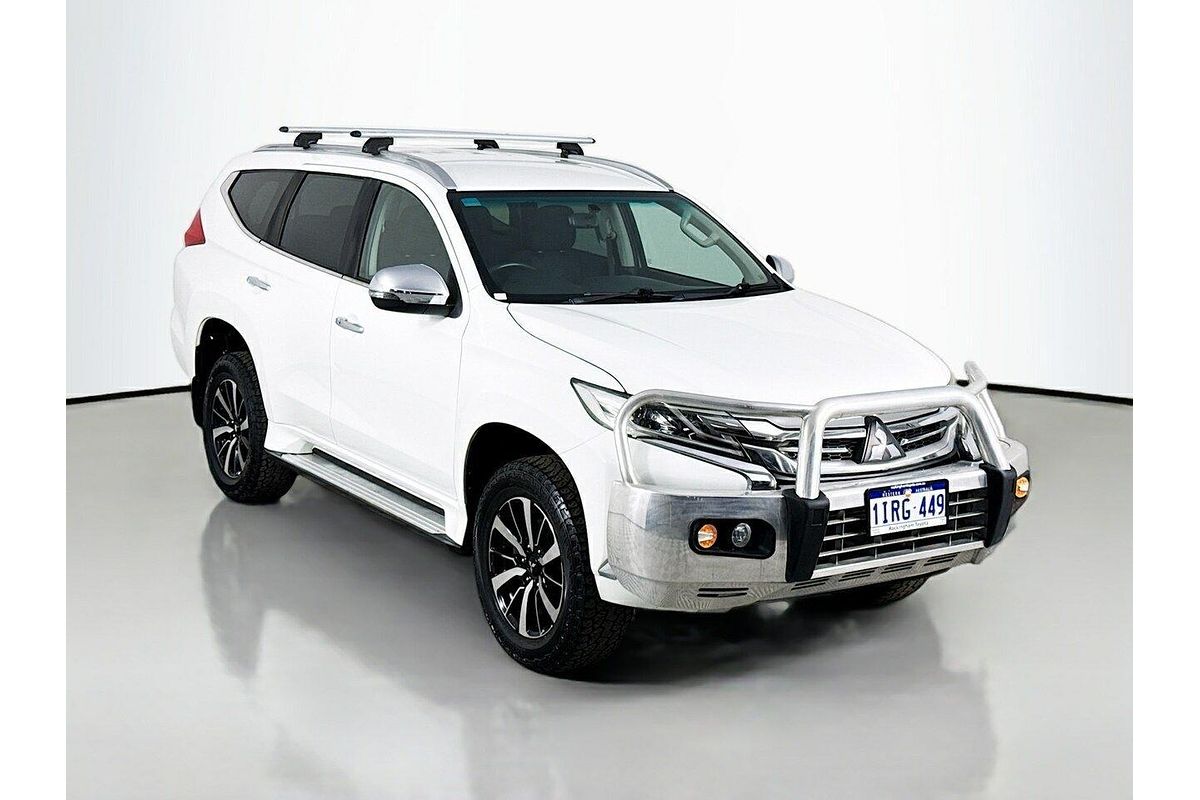 2017 Mitsubishi Pajero Sport GLX QE