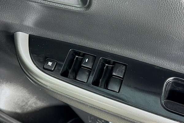 2019 Mitsubishi Triton GLS Premium MR 4X4