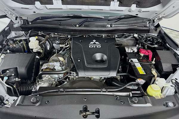 2019 Mitsubishi Triton GLS Premium MR 4X4