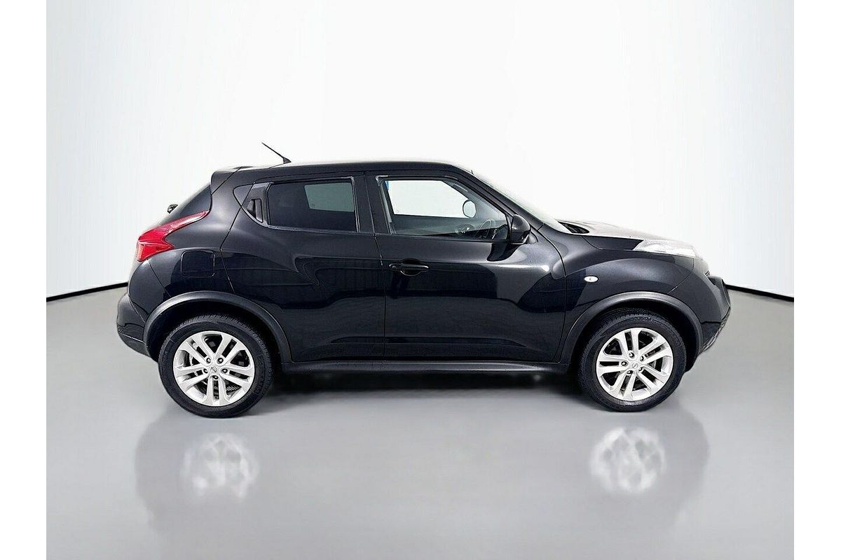 2013 Nissan JUKE ST F15