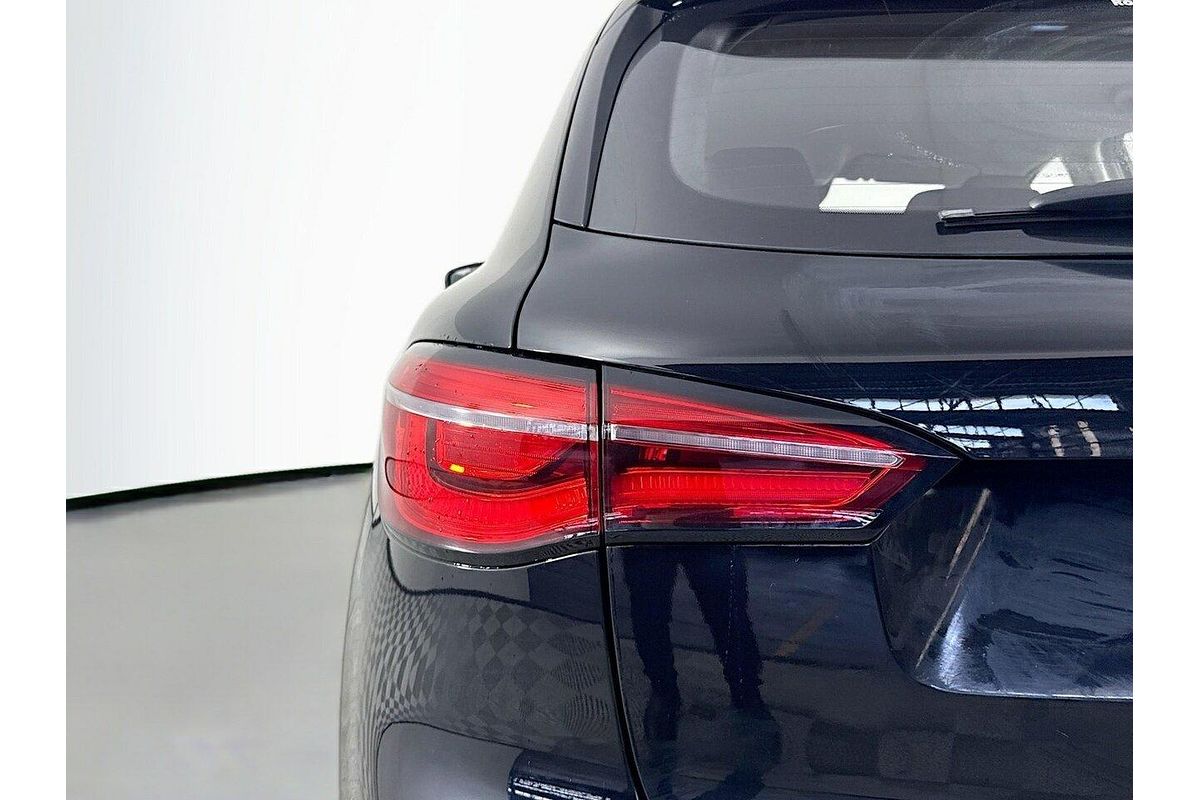 2022 MG HS Core SAS23