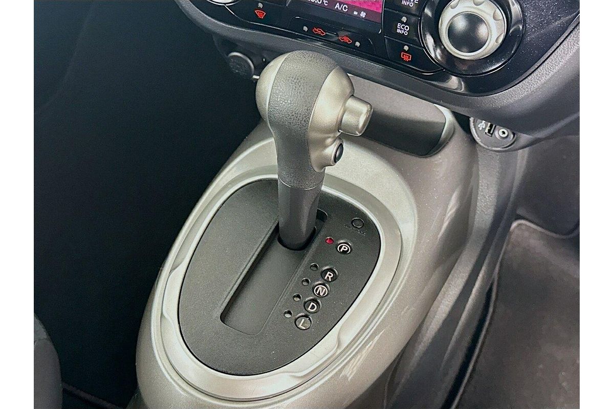 2013 Nissan JUKE ST F15