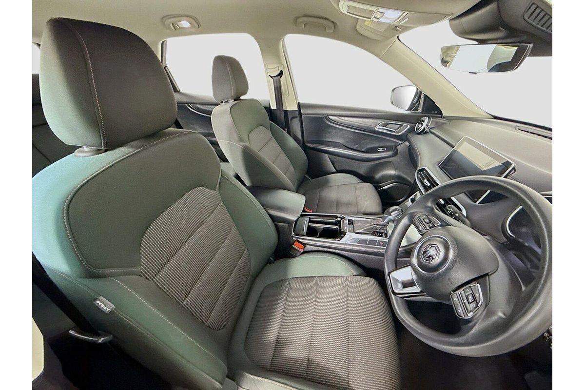 2022 MG HS Core SAS23