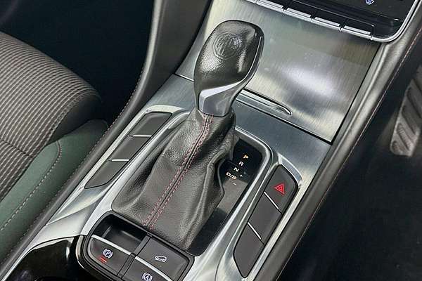 2022 MG HS Core SAS23