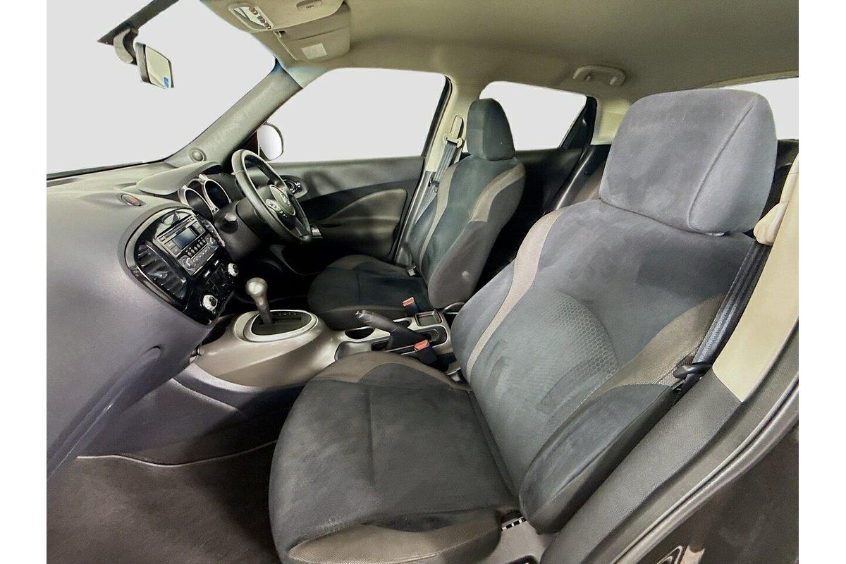 2013 Nissan JUKE ST F15