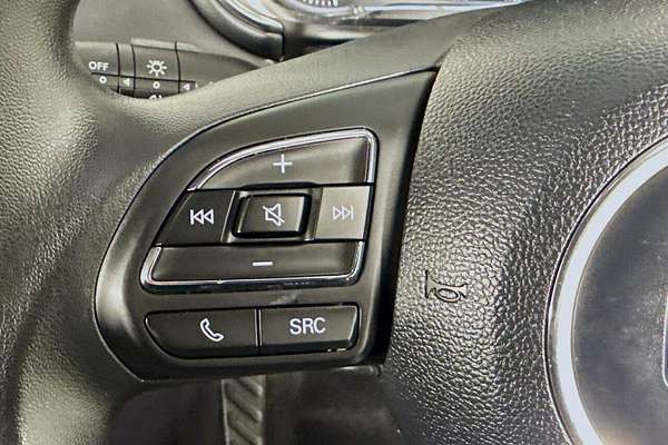 2022 MG HS Core SAS23