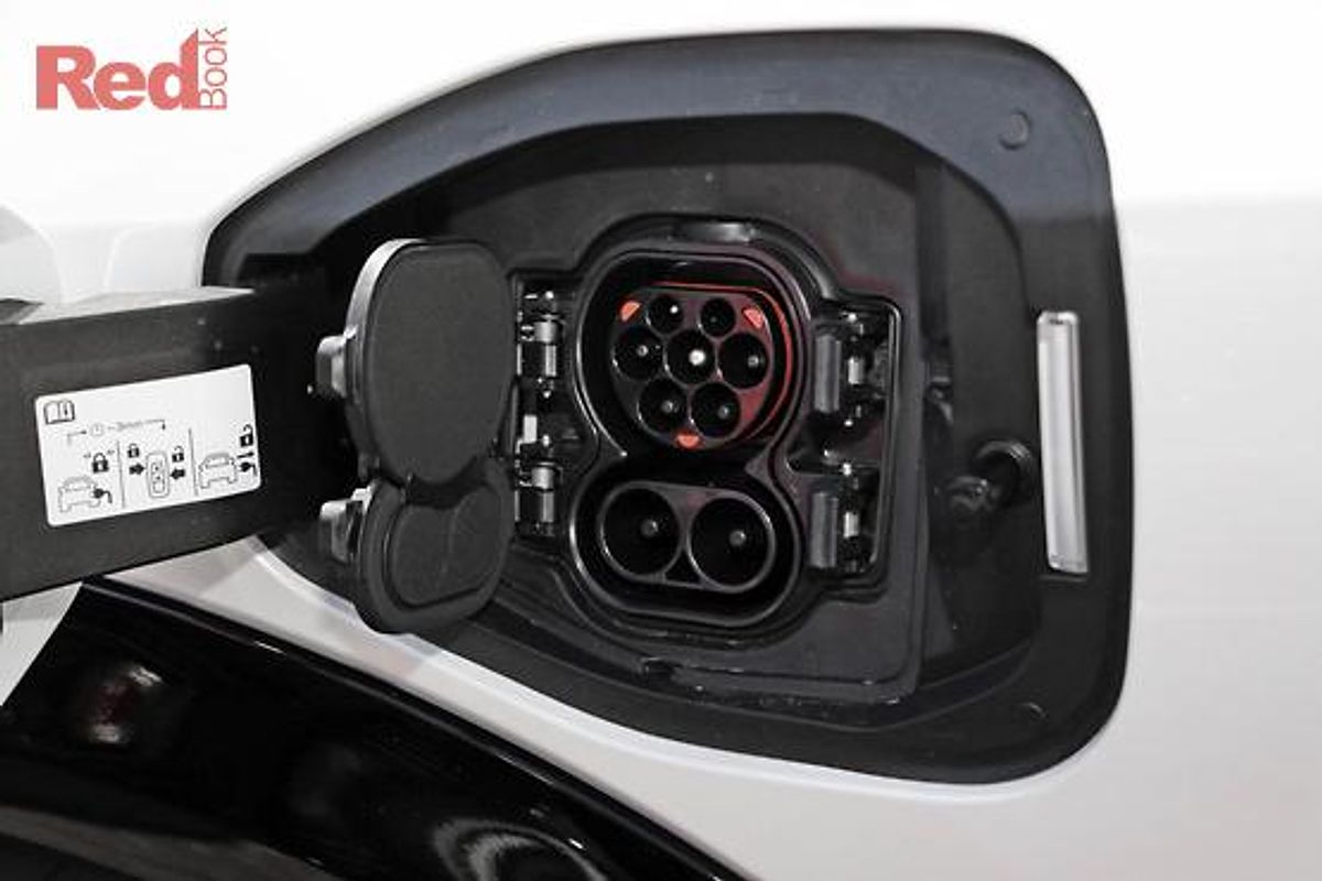 2025 Nissan Ariya Advance FE0