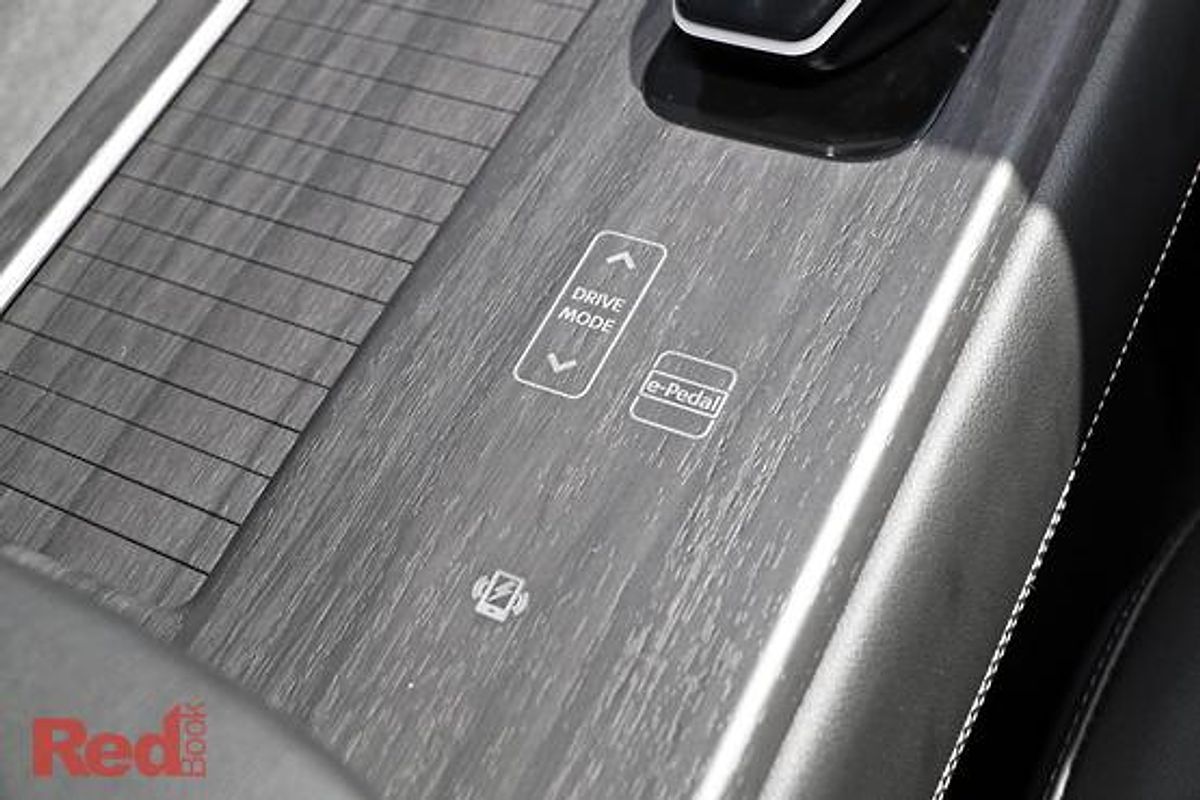 2025 Nissan Ariya Advance FE0