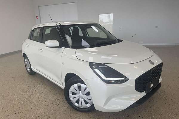 2025 Suzuki Swift Hybrid UZ