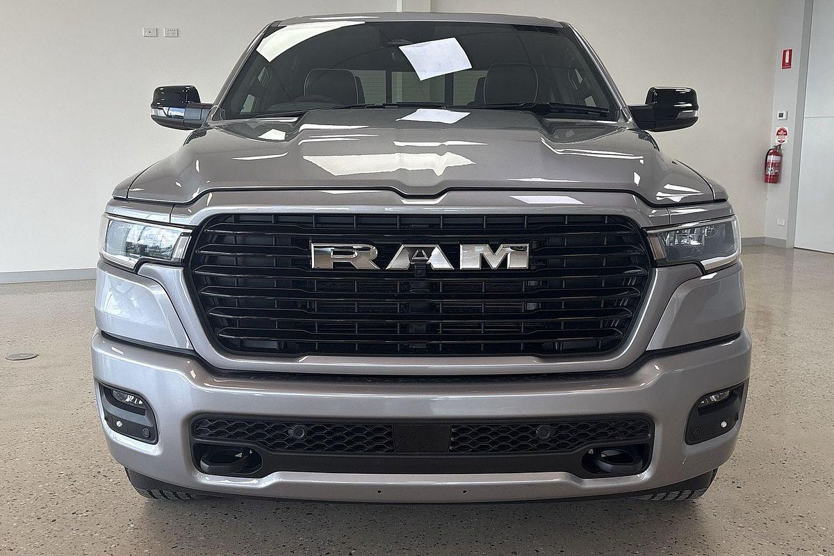 2025 RAM 1500 Laramie Sport Hurricane SO RamBox DT 4X4 SWB