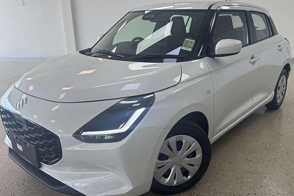 2025 Suzuki Swift Hybrid UZ