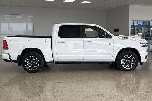 2025 RAM 1500 Laramie Sport Hurricane SO RamBox DT 4X4 SWB