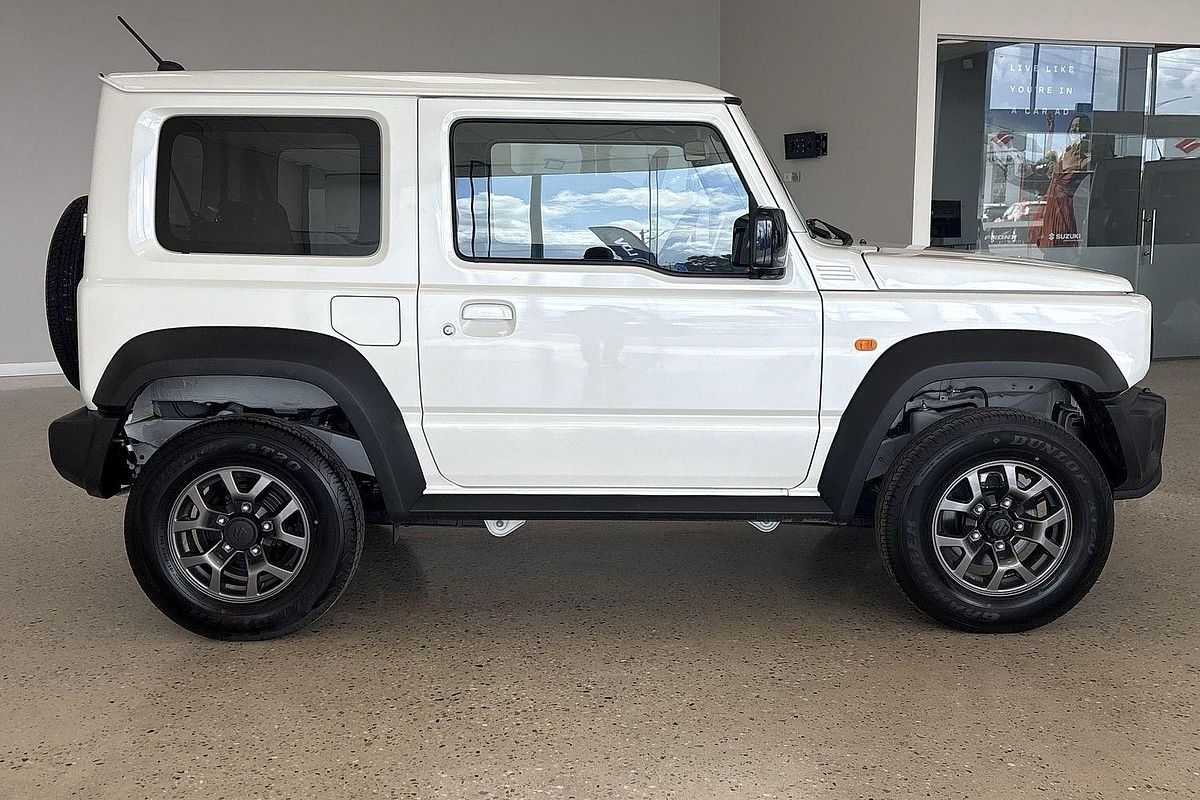 2025 Suzuki Jimny GLX GJ