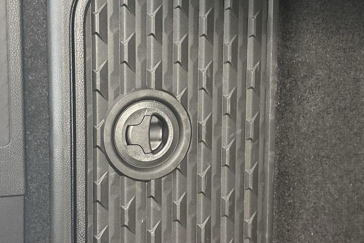 2025 RAM 1500 Laramie Sport Hurricane SO RamBox DT 4X4 SWB