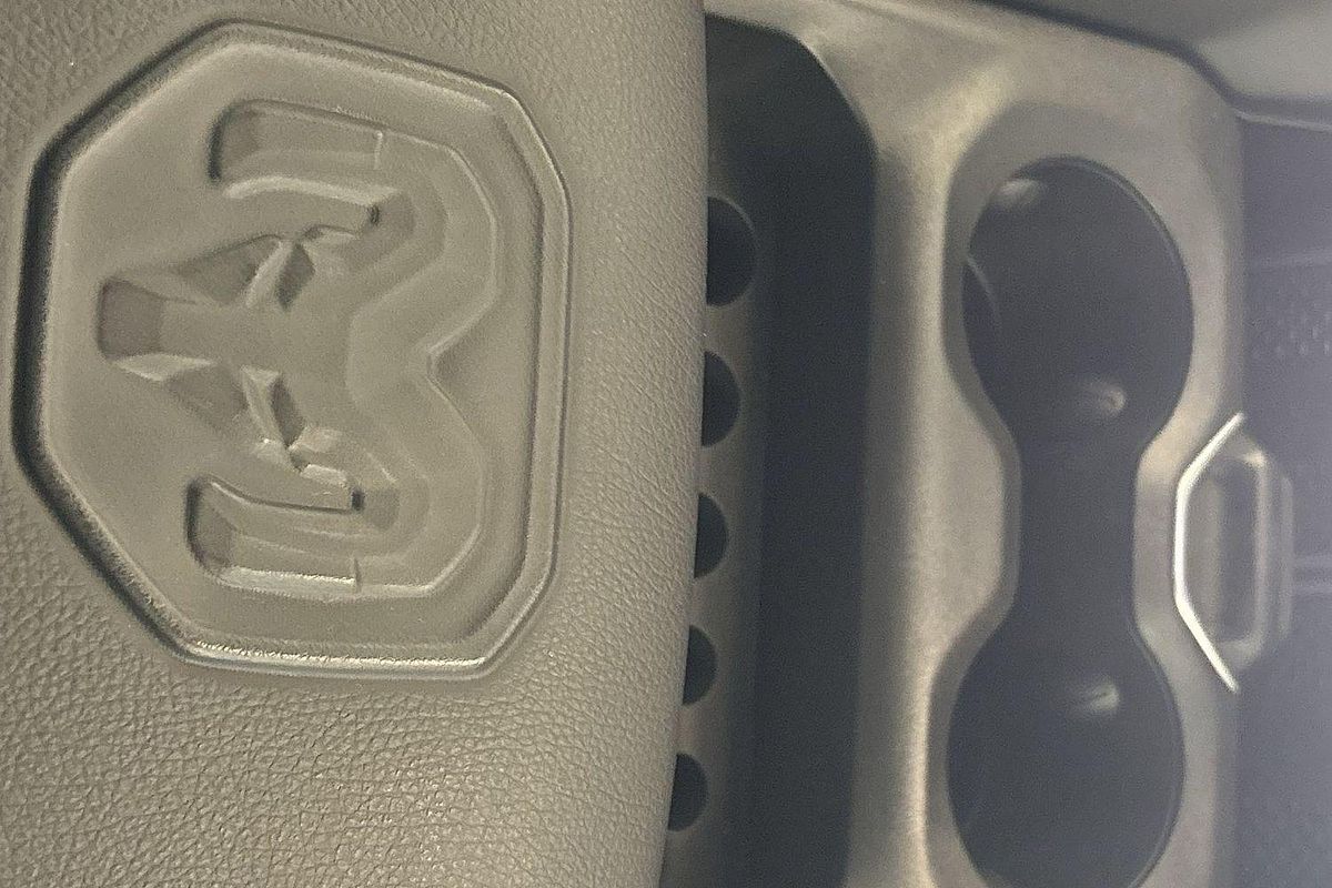 2025 RAM 1500 Laramie Sport Hurricane SO RamBox DT 4X4 SWB