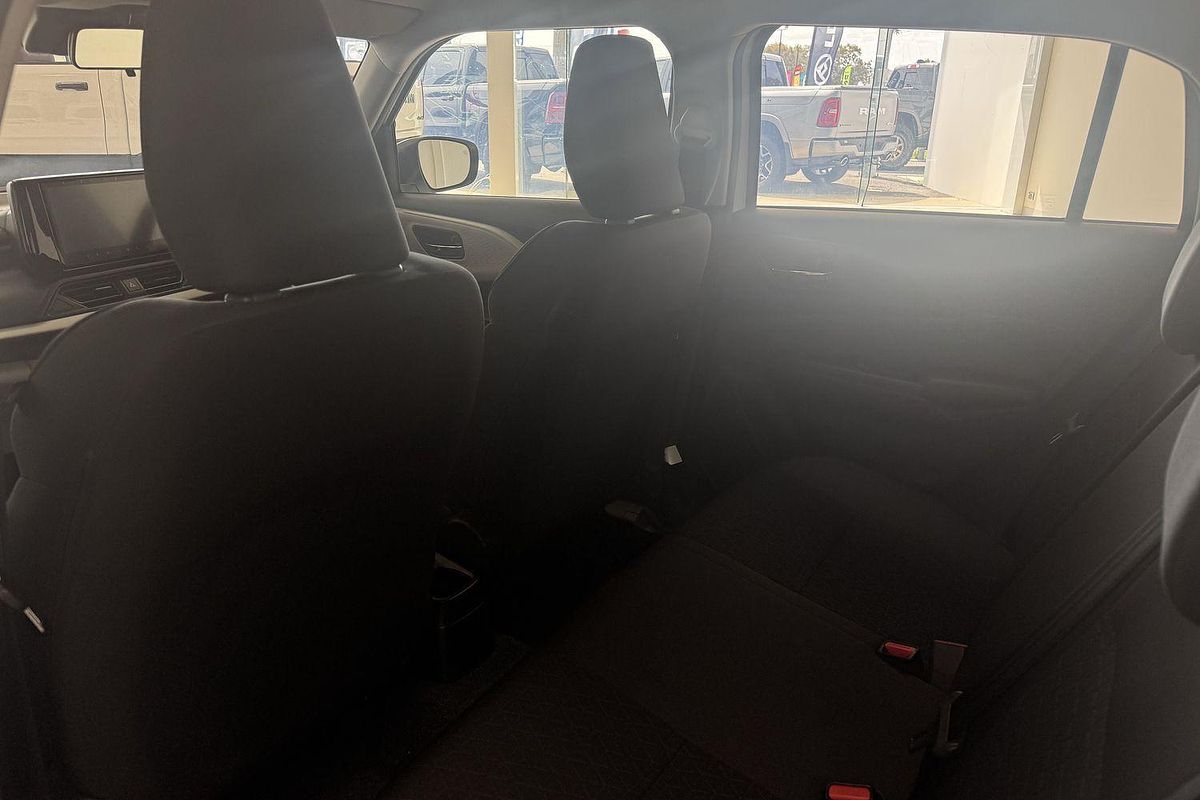 2025 Suzuki Swift Hybrid UZ