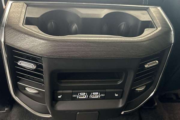 2025 RAM 1500 Laramie Sport Hurricane SO RamBox DT 4X4 SWB