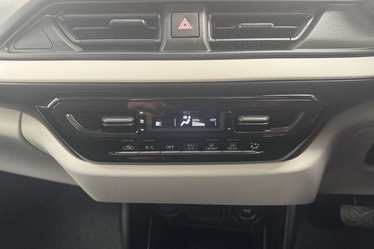 2025 Suzuki Swift Hybrid UZ