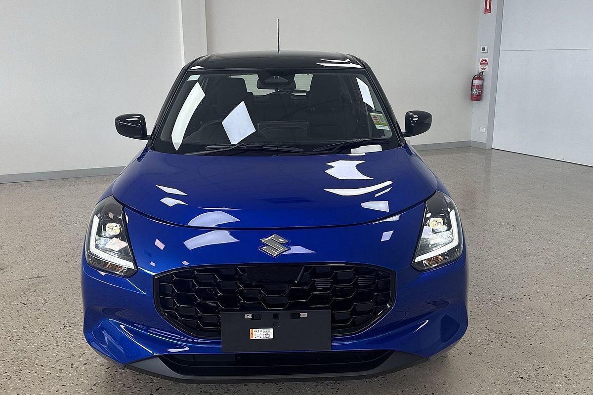 2025 Suzuki Swift Hybrid UZ