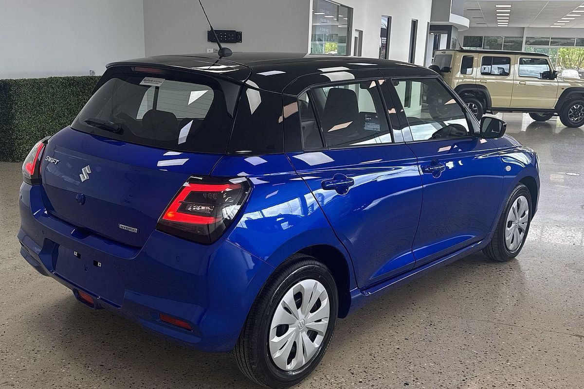 2025 Suzuki Swift Hybrid UZ