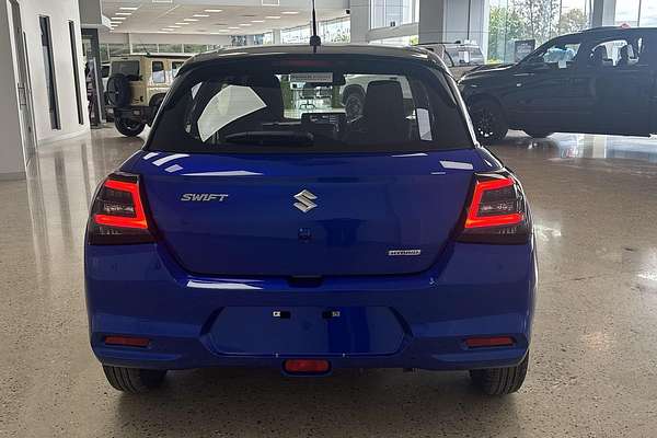 2025 Suzuki Swift Hybrid UZ