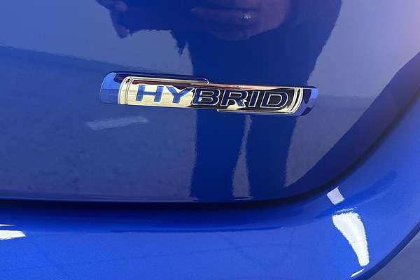 2025 Suzuki Swift Hybrid UZ