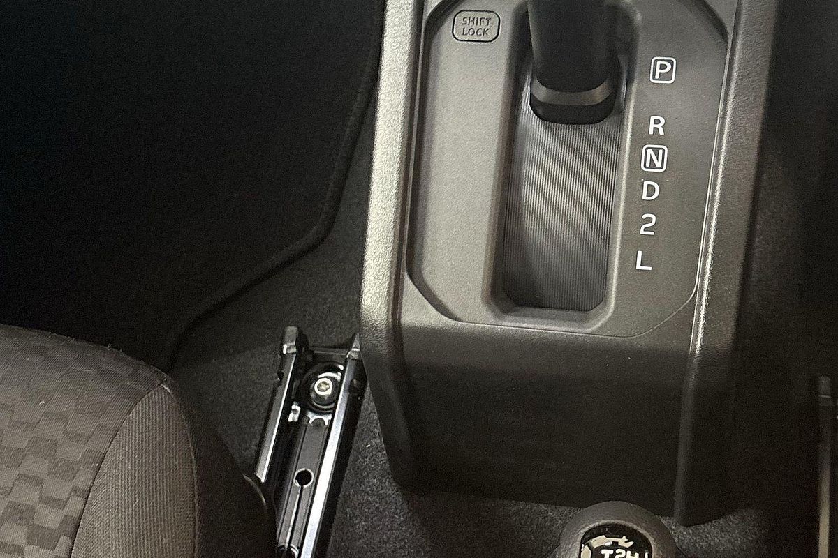 2024 Suzuki Jimny GLX GJ