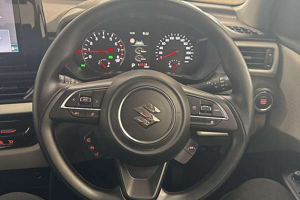 2025 Suzuki Swift Hybrid UZ