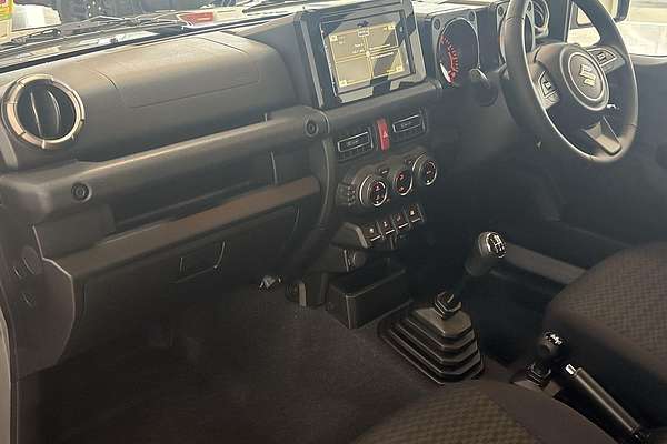 2025 Suzuki Jimny GLX GJ