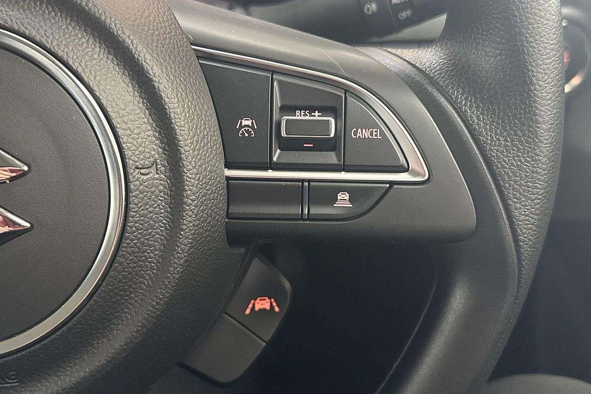 2025 Suzuki Swift Hybrid UZ