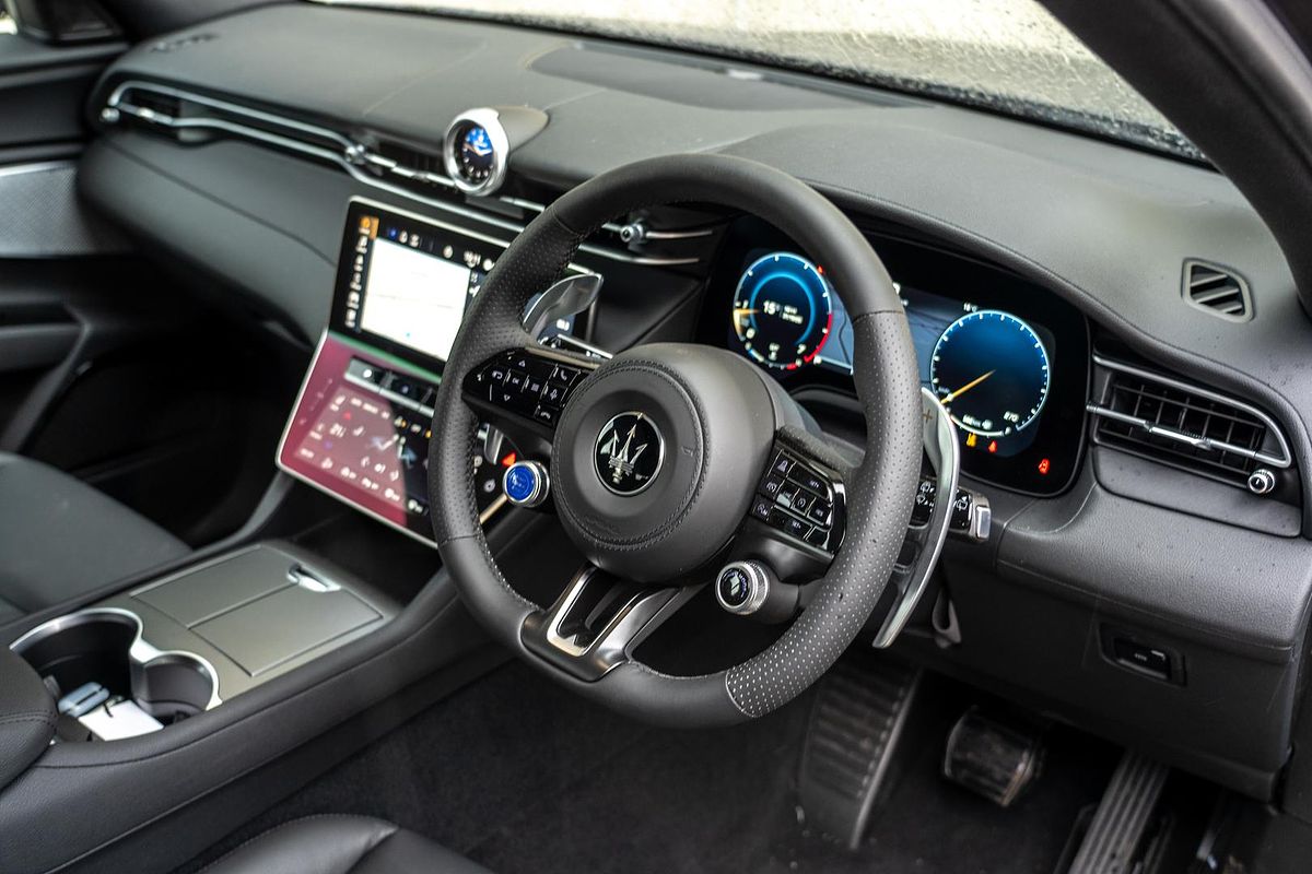 2024 Maserati Grecale GT M182