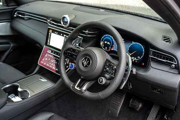 2024 Maserati Grecale GT M182