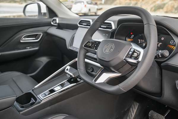 2025 MG ZS Essence ZS32