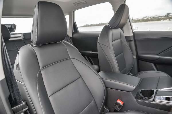 2025 MG ZS Essence ZS32