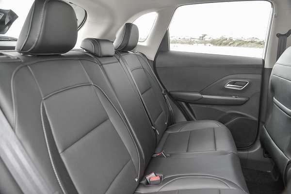 2025 MG ZS Essence ZS32