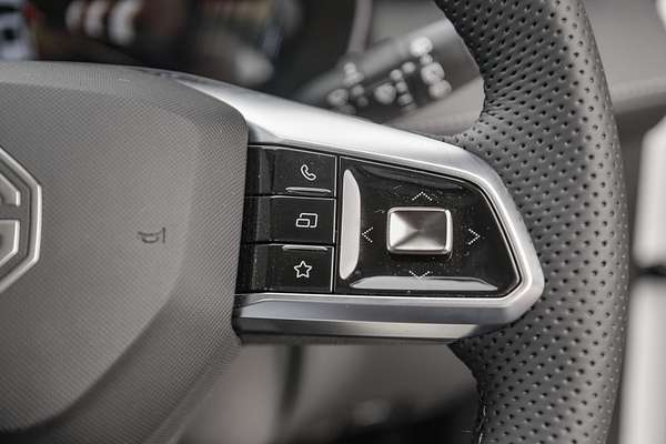 2025 MG ZS Essence ZS32