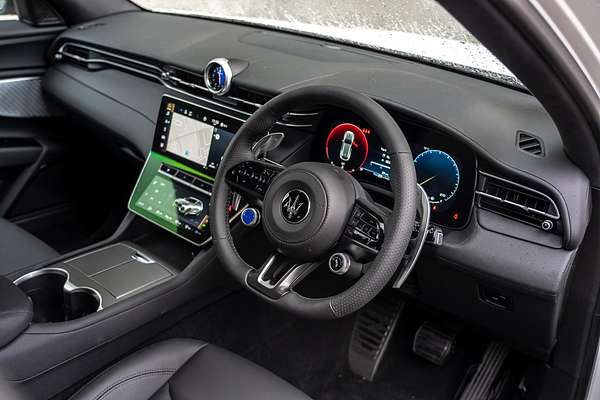 2024 Maserati Grecale GT M182