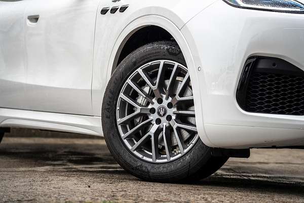 2024 Maserati Grecale GT M182