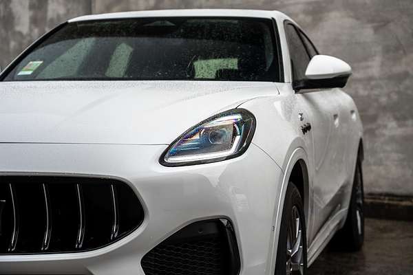 2024 Maserati Grecale GT M182