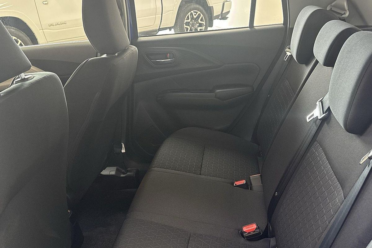 2025 Suzuki Swift Hybrid UZ