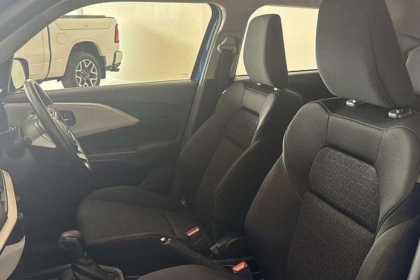 2025 Suzuki Swift Hybrid UZ