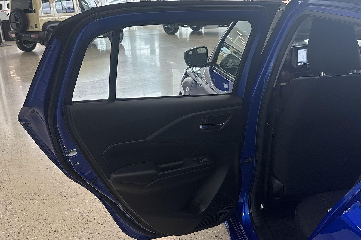 2025 Suzuki Swift Hybrid UZ