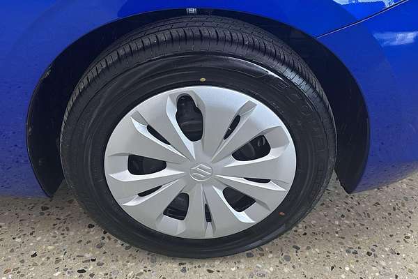 2025 Suzuki Swift Hybrid UZ