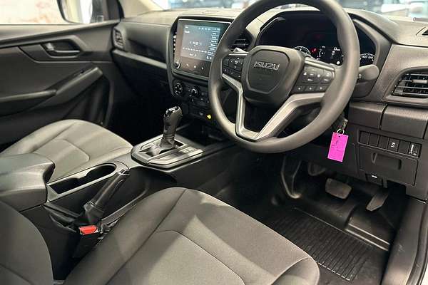 2025 Isuzu D-MAX SX 4X4