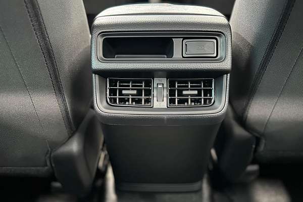 2025 Isuzu D-MAX SX 4X4