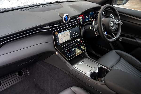 2024 Maserati Grecale GT M182