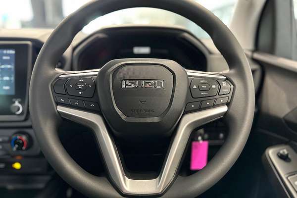 2025 Isuzu D-MAX SX High Ride Rear Wheel Drive