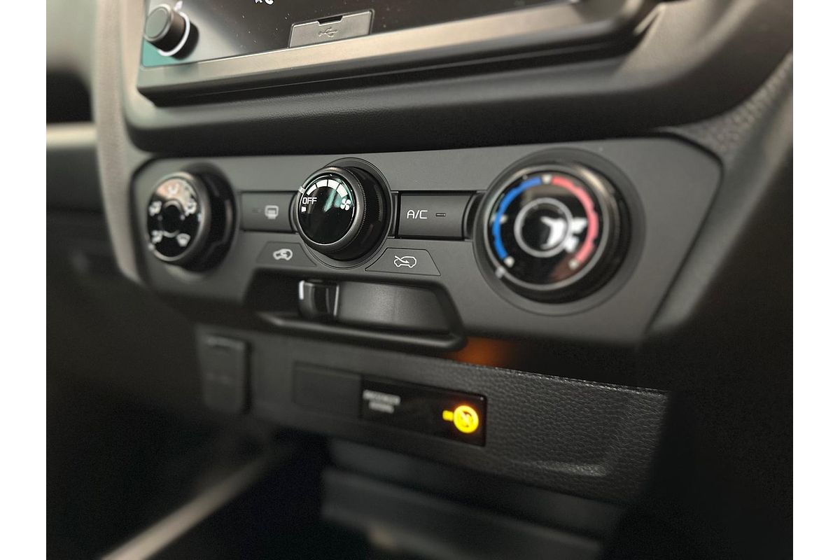 2025 Isuzu D-MAX SX High Ride Rear Wheel Drive